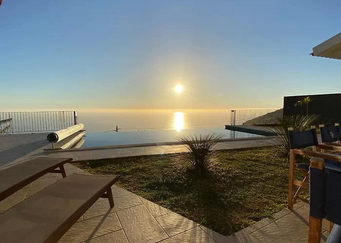 Villa Palheiros