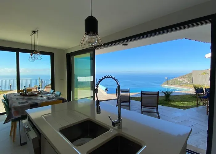 Villa Palheiros